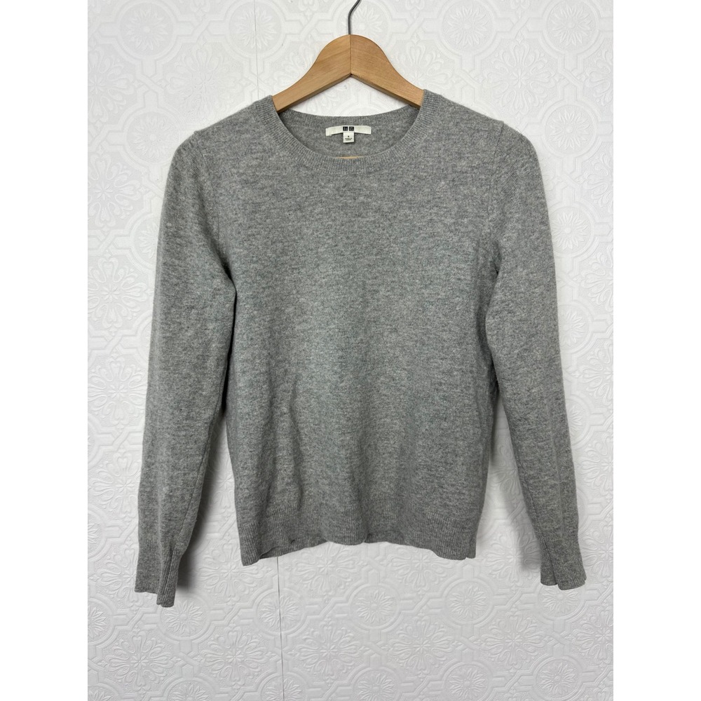 Uniqlo 100% Cashmere Crew Neck Sweater Gray Long Sleeve Knit Small Quiet Luxury